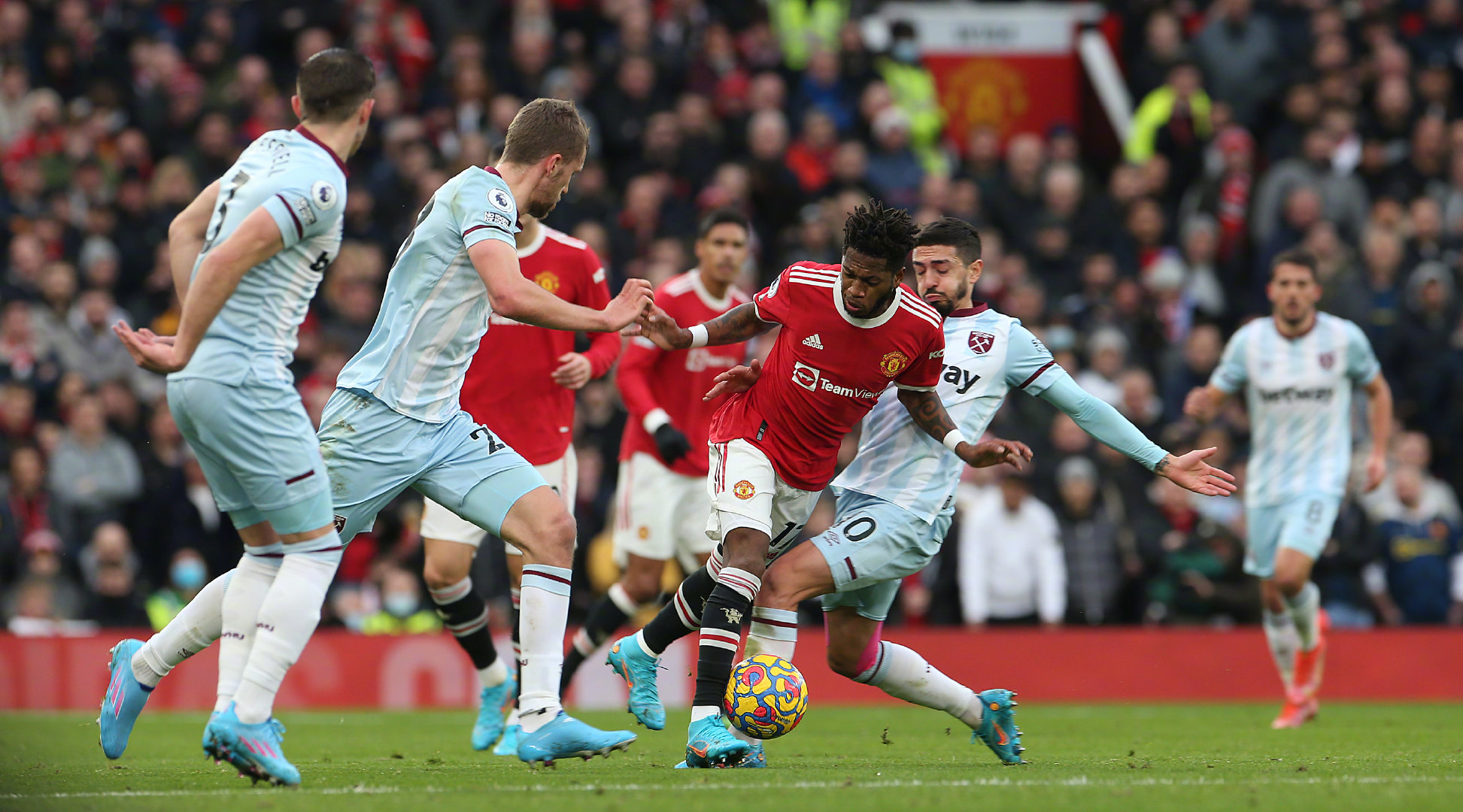 却通过两队 却通过两队