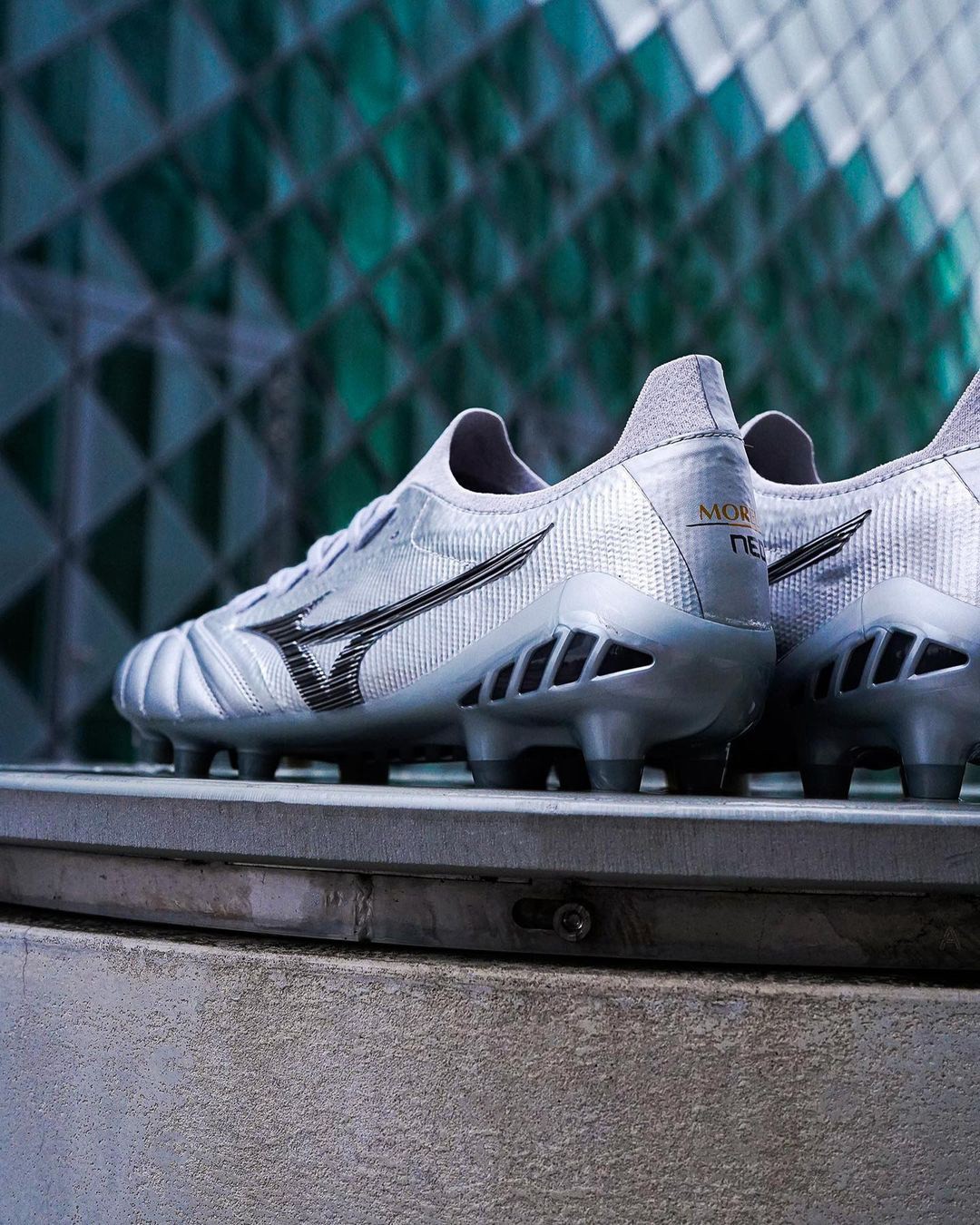 执行的底座 执行的底座